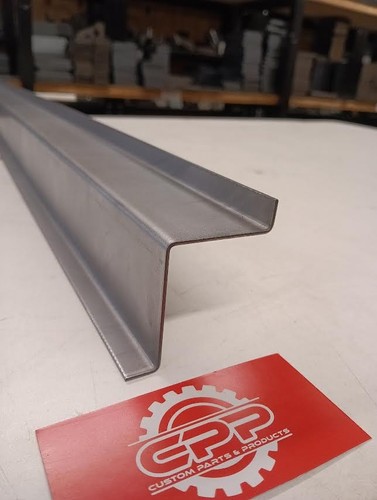 Steel corner strengthener half - corner,