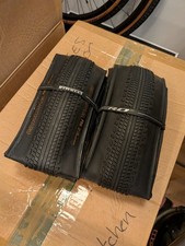 Pair Bontrager Girona Pro GR