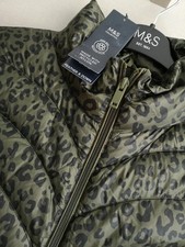 rrp £55 Ladies M&S size 8 cosy stormwear feather down Green animal print Jacket