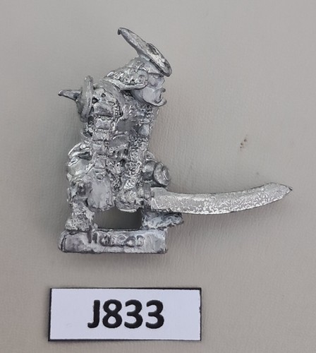 Chaos hobgoblin with swords - chaos, gw