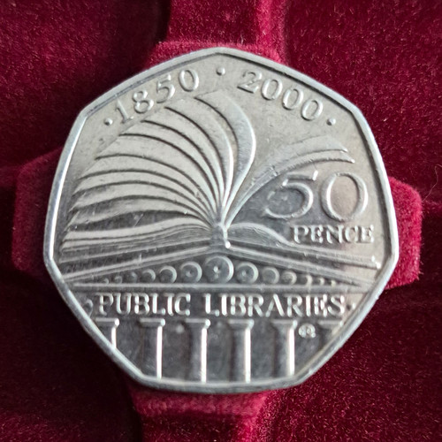 2000 public libraries - 2000,