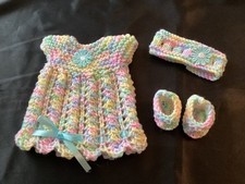 Hand knitted dolls clothes - , to