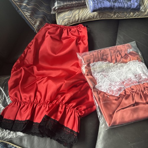 Two pair stunning - ,