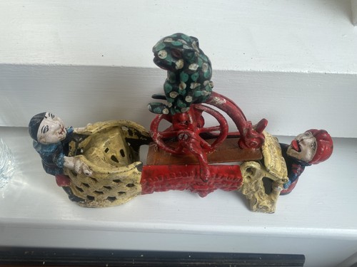Professor pug frog cast iron