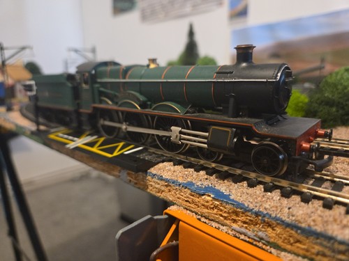 Hornby gauge green - oo,