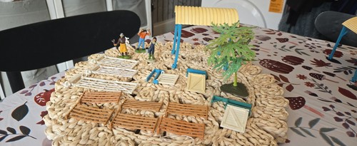 Britains farm play base - 1:32,