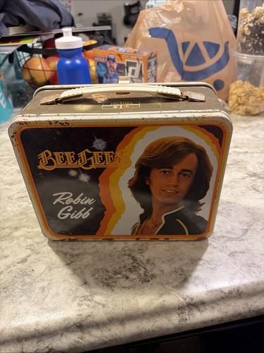 Vintage 1978 bee - vintage, robin