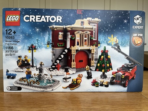 Lego 10263 winter village - village, fire