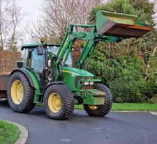 John Deere 5820 Tractor -