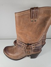 Frye Ladies Boots Size 6.5