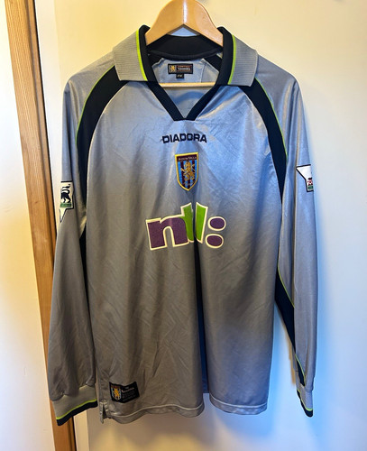 2001 diadora aston villa - 2001/02,