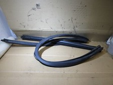 Peugeot 206 CC 1.6 A pillar and roof hood rubber seal strip weather strip