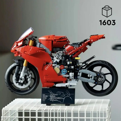 2025 moc ducati - panigale, v4