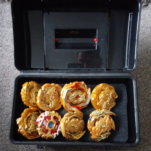Beyblades box good - box,,