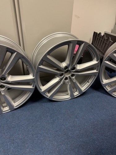Inch genuine audi alloy - inch,