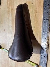 Fujita Conpy boy vintage bike saddle brown vinyl padded  44mm racer track bmx