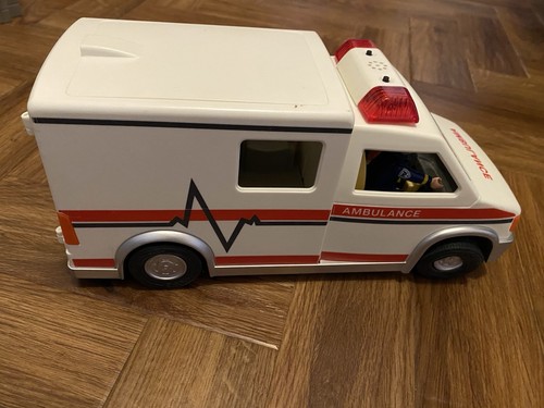 Playmobil 5952 ambulance - 5952,