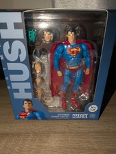 MAFEX SUPERMAN HUSH Ver