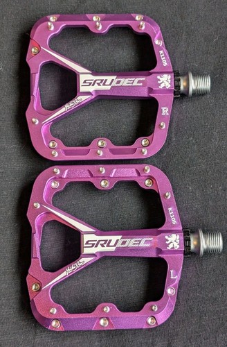 Purple flat pedals - flat,