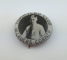 VINTAGE McCRUERS CORNER TOMMYLAD CLUB BUTTON BADGE c1930s