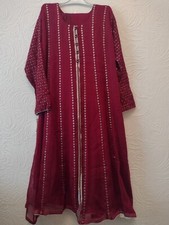 Elegant Pakistani-Indian Asian Women  wear shalwar kameez dress ready to wear 