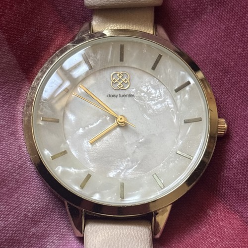 Quartz daisy fuentes analogue - daisy,