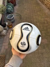 Adidas Teamgeist Ball World