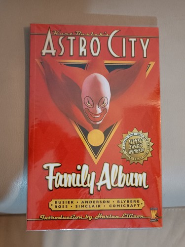 Astro city family album - astro,