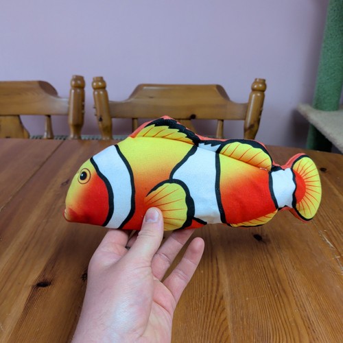 Flopping fish cat toy - flopping, 10.5"