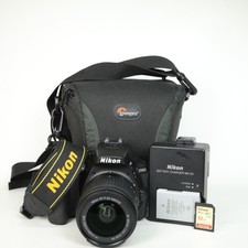 Nikon D5600 DSLR & AF-S