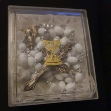 Vintage White Rosary Beads Cross Pendant Necklace Crucifix Catholic Italian 