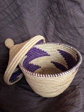 Vintage Woven Lidded Basket 18cm High Patterned Interior Attractive Shape