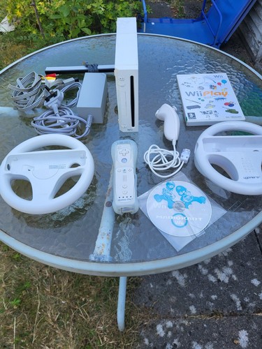 Nintendo wii white console - wii,