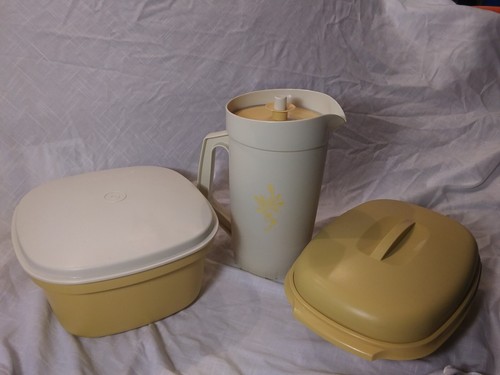 Vintage tupperware microwave - vintage,