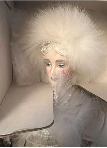 Franklin mint hairloom