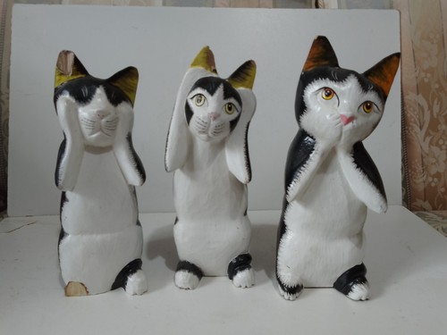 Wooden cats three black - wooden,