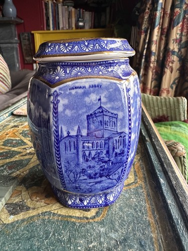 Vintage old wade pottery - vintage,