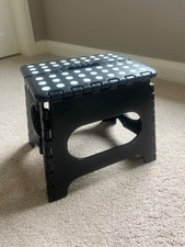 Folding Step Stool Non-Slip Heavy Duty Carry Handle House Camping Garden Car