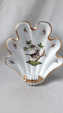 LARGE HEREND ROTHSCHILD PATTERN SHELL DISH
