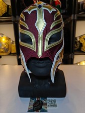 WWE Rey Mysterio Maroon & Gold