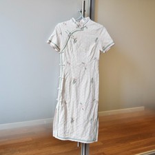 White Lace Pink Flora Qipao