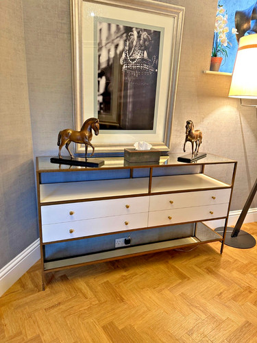 Showhome julian chichester - julian,