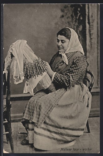 Postcard maltese lace worker - maltese,
