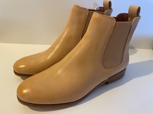Clarks tan leather boots d - ,