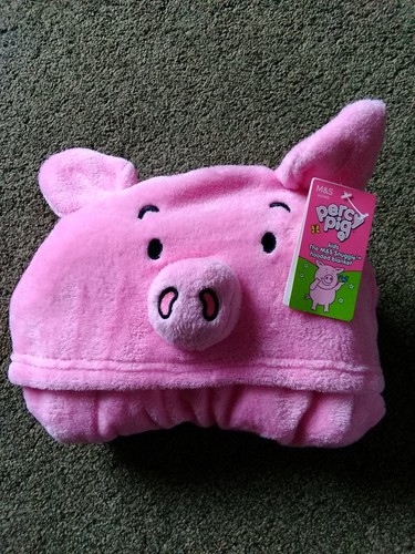 Percy pig hooded blanket - m&s,