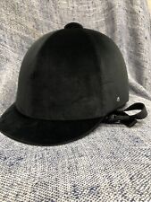 Fouganza Riding Hat Certified 56cm C Series C400 Black Velvet In Fantastic Cond