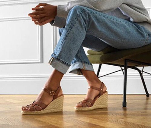 Russell bromley nwb headspin - bromley,