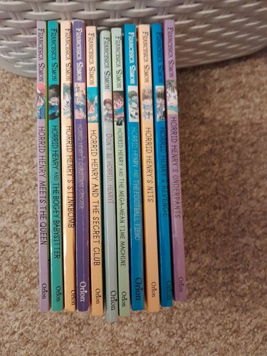 Horrid henry book bundle x11 - book,