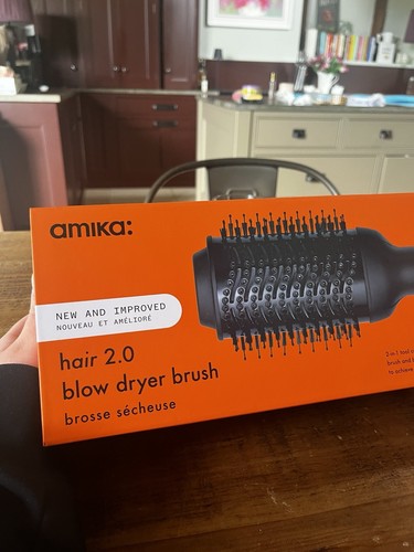 Hair dryer brush blow - 1,