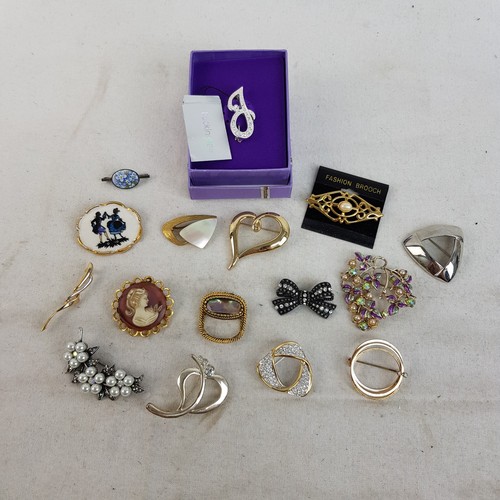 Job lot x16 various - x16,